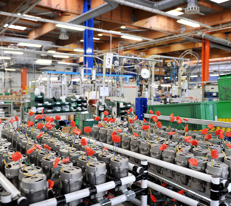 FAAC Hauptsitz Produktionsabteilung