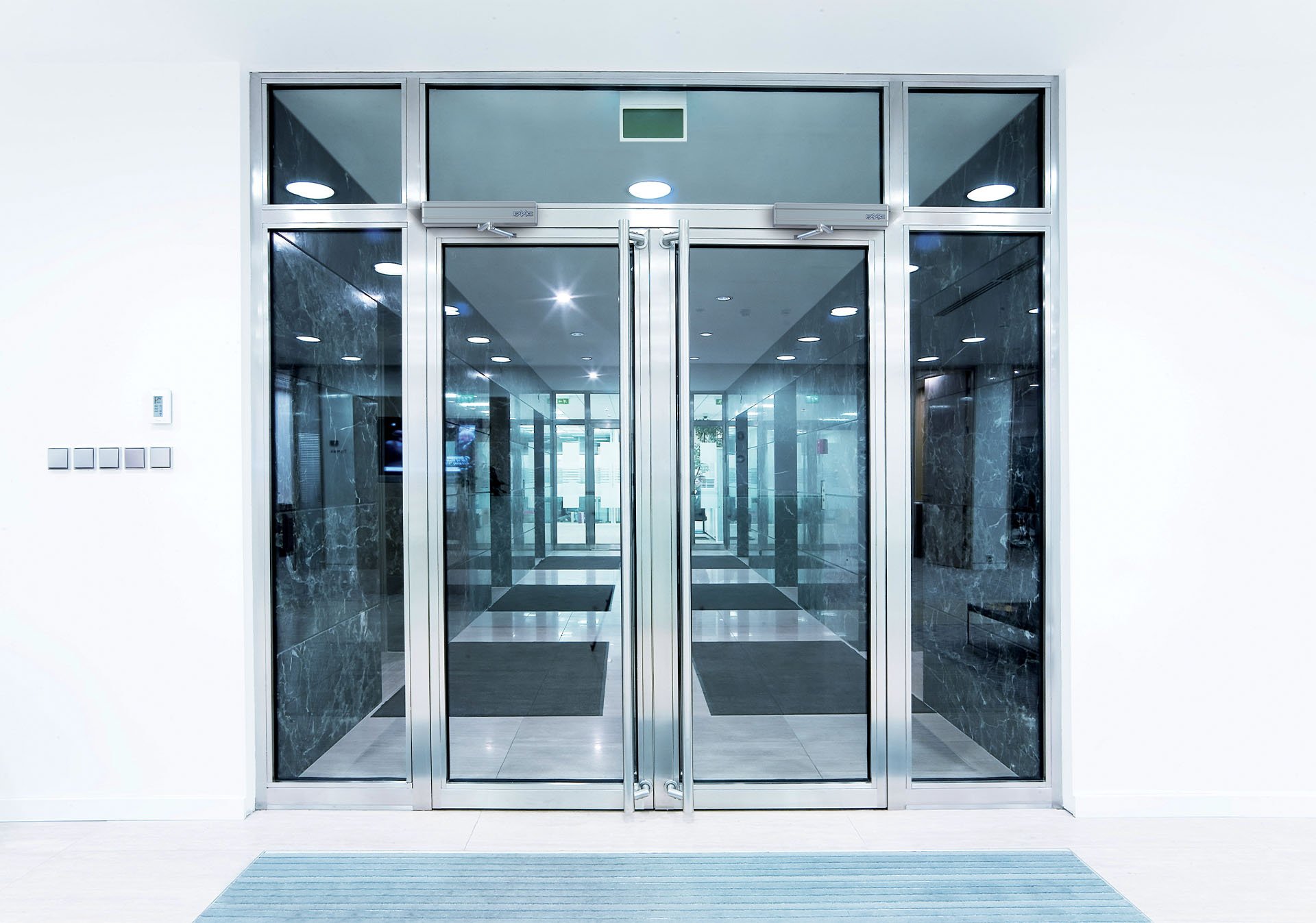 FAAC_950N2_Swing_Door_Automation_Gallery2