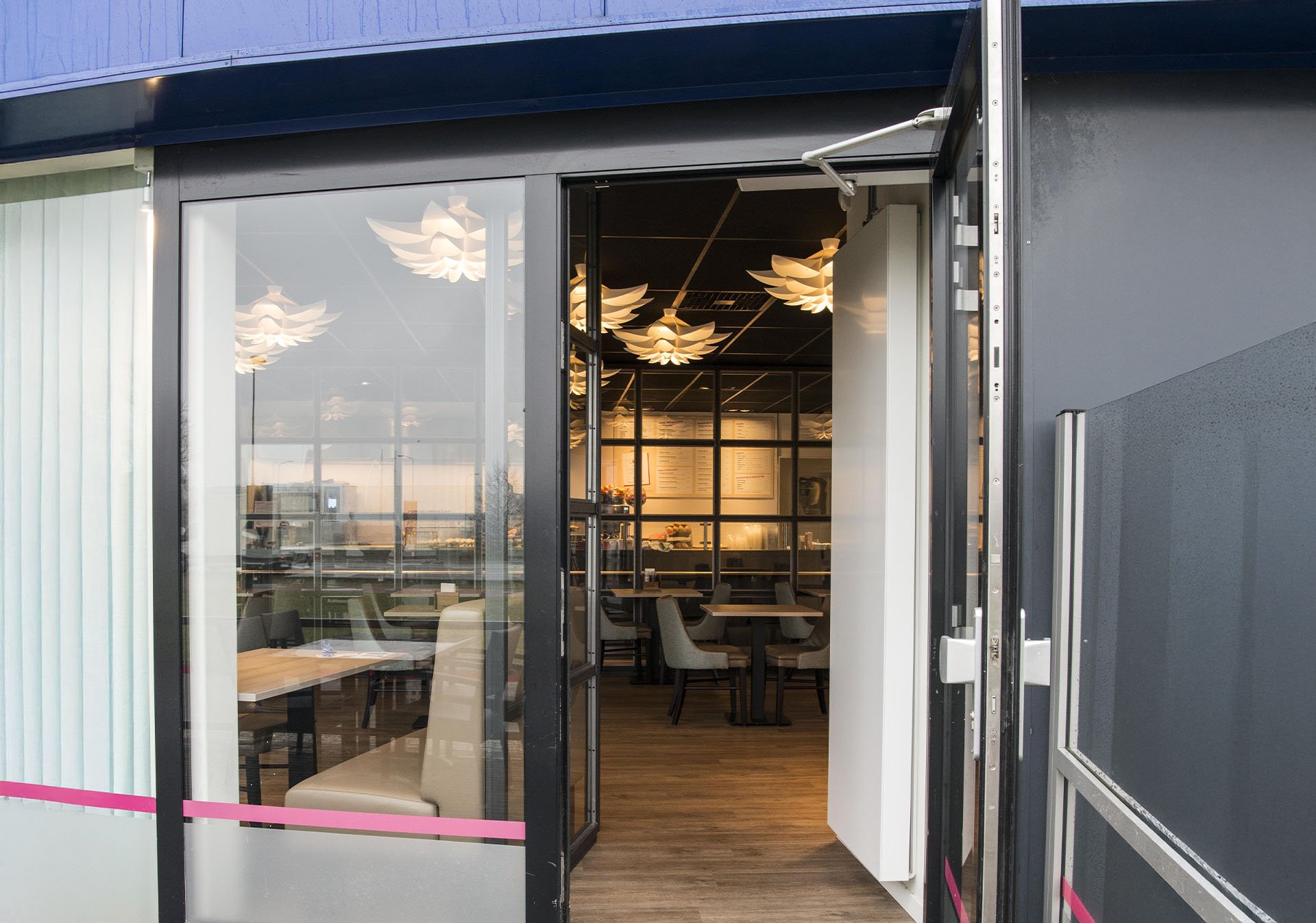 FAAC_950N2_Swing_Door_Automation_Gallery3