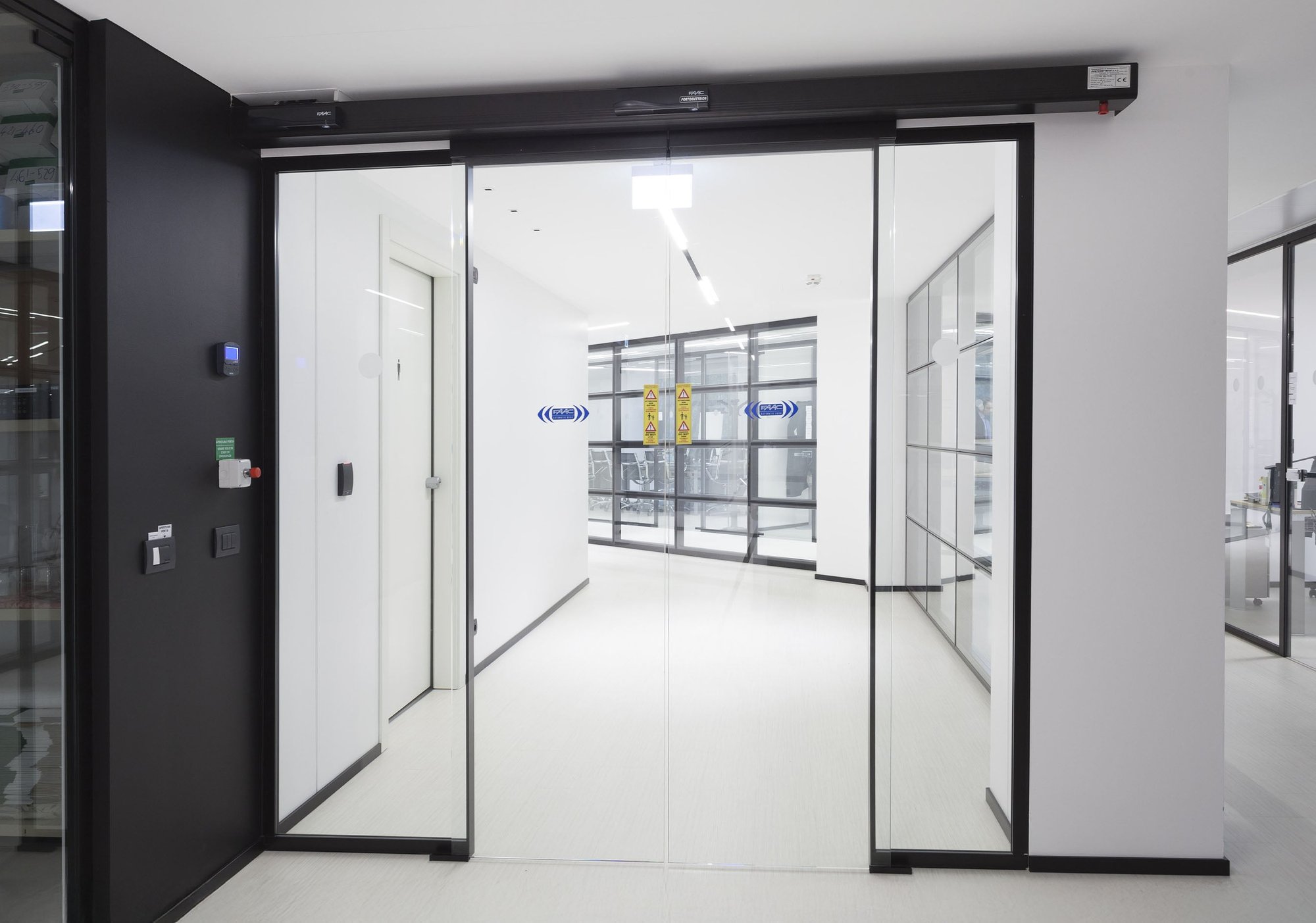 Porte Automatiche Scorrevoli FAAC 3